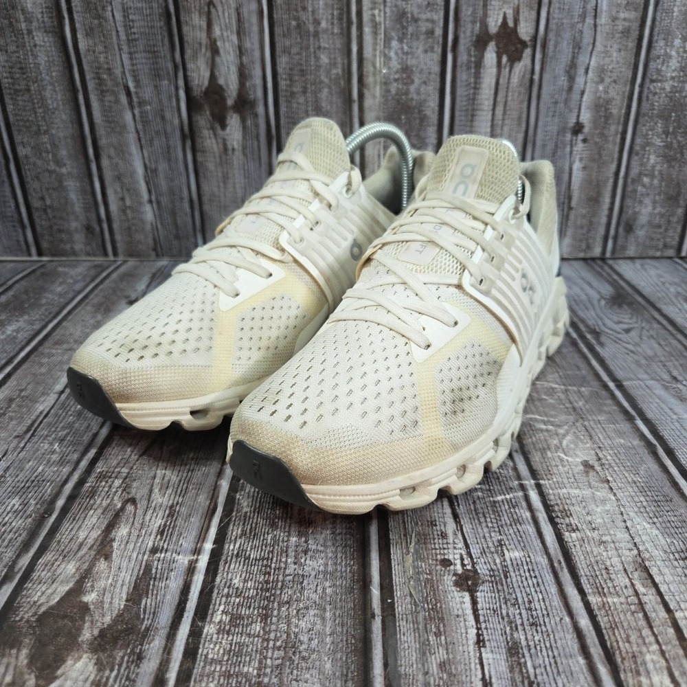 On Women's Cloud Cloudswift Gray White Athletic Running Sneakers Size W9